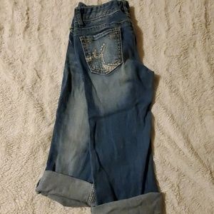 Maurice's size 7/8 capris